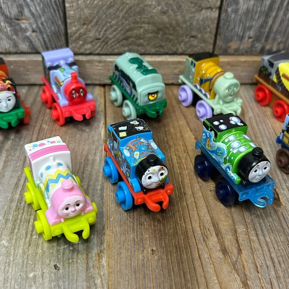 Thomas & Friends Minis 18 Train Engine Lot TMNT SpongeBob Light Up